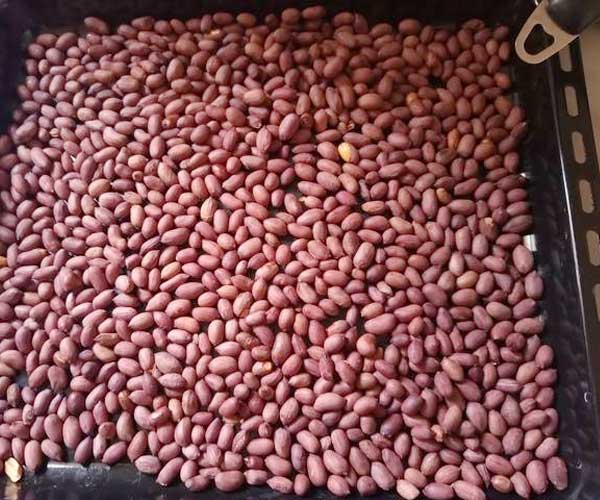 Roasting Peanuts Process at Home